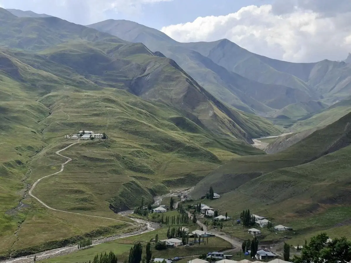 Bazarduzu Kebir in Khinalig