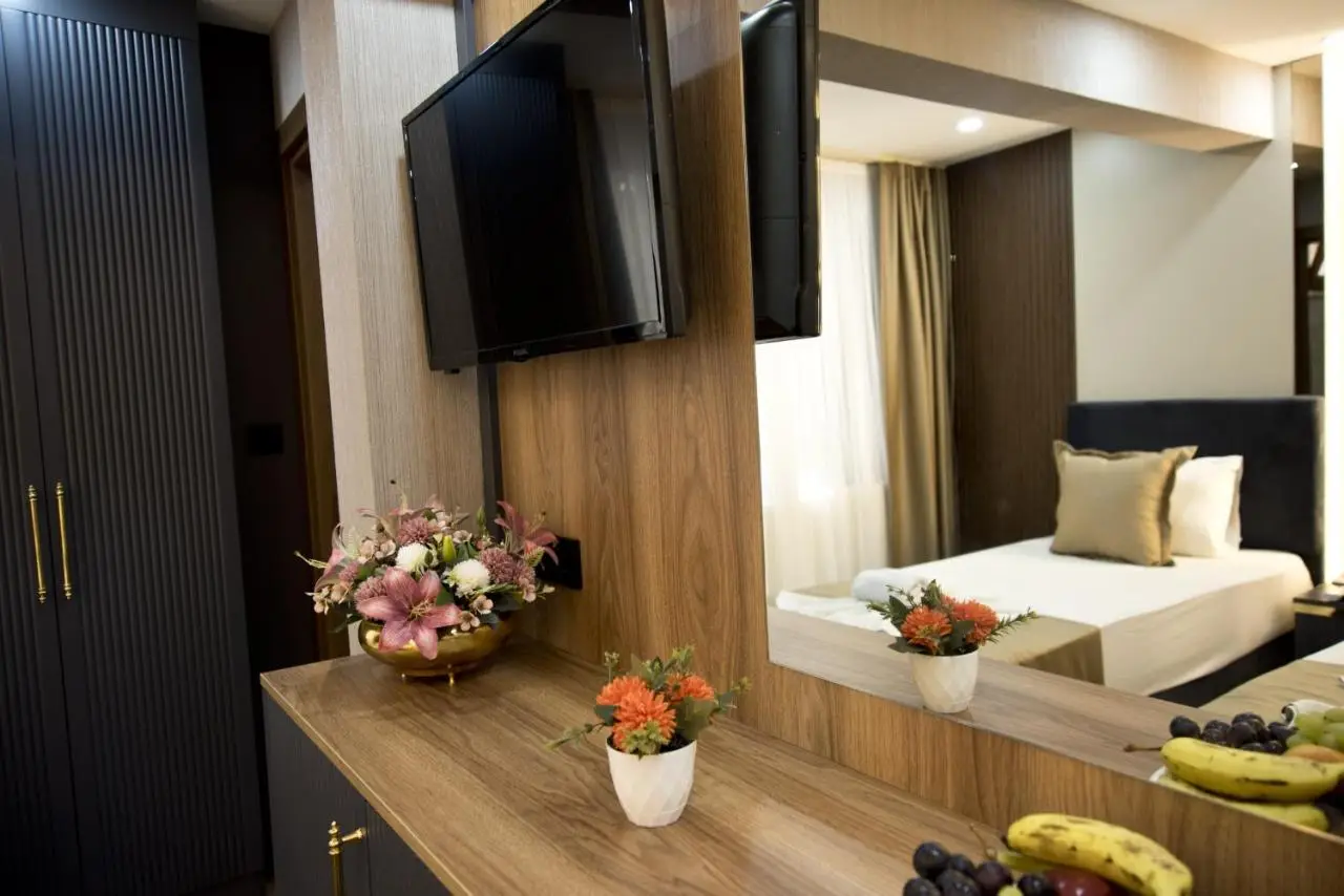 Grand Bagoz Hotel