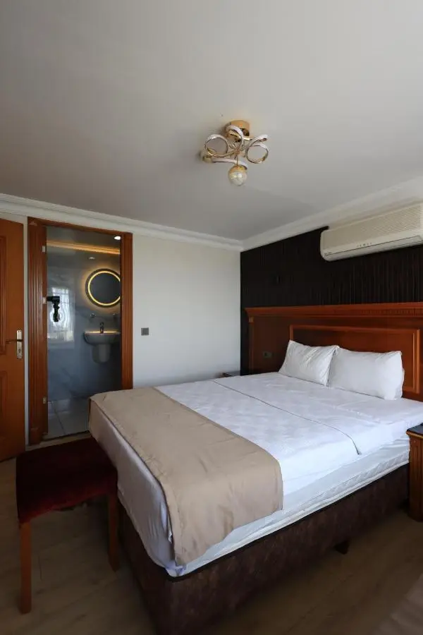 New House Hotel