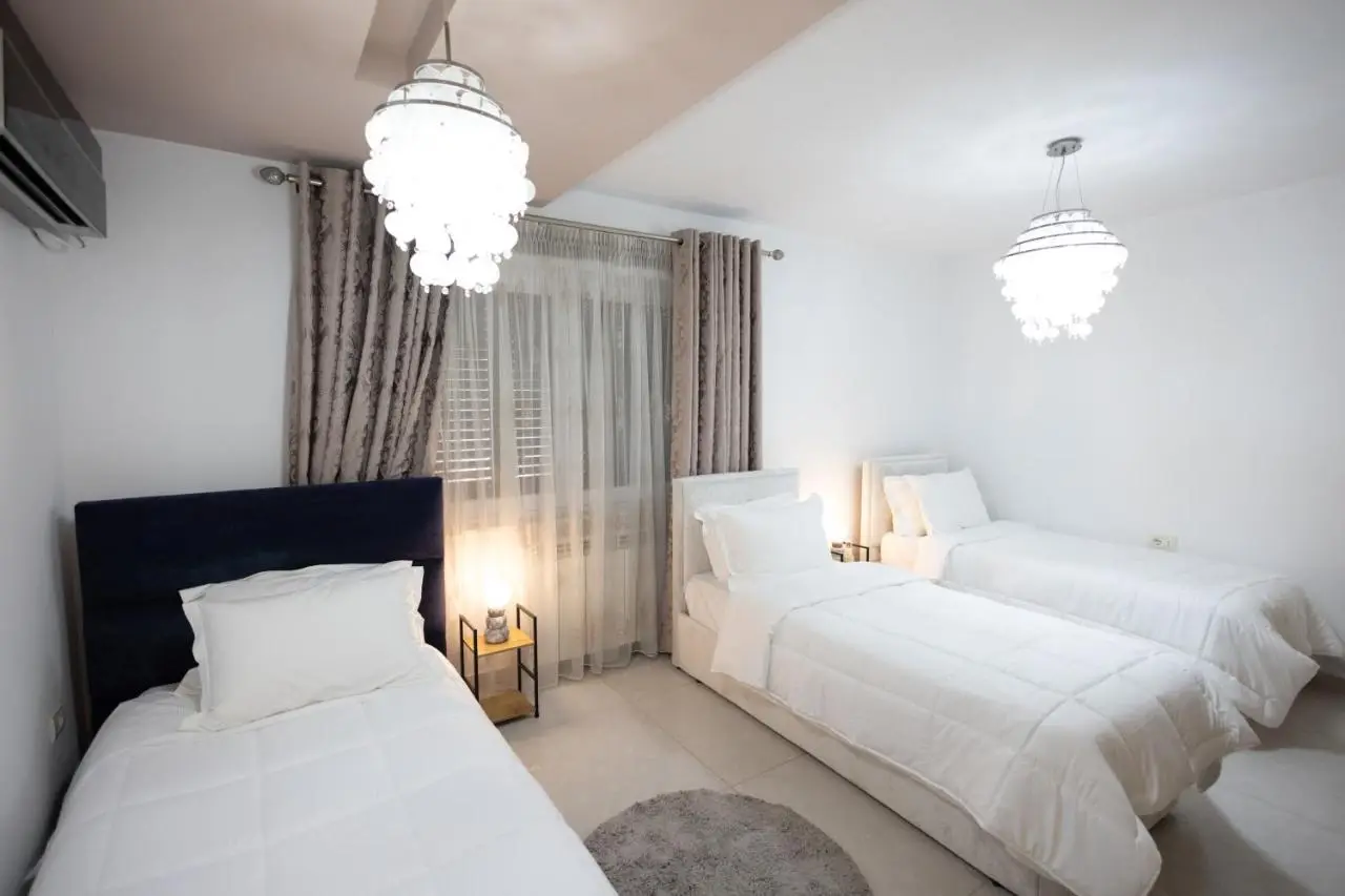 Apartment KLER-Elegant Stay Ali Demi