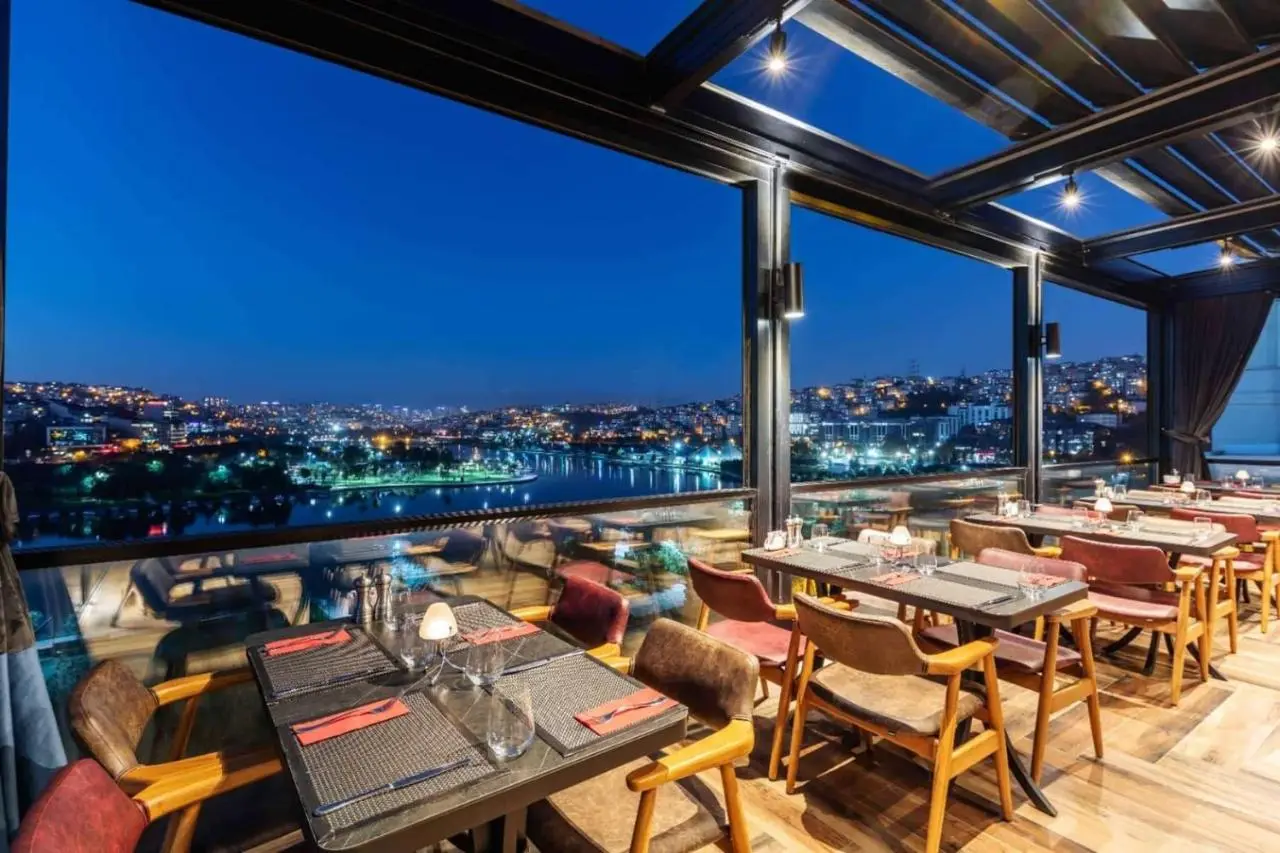 Ramada by Wyndham Istanbul Golden Horn