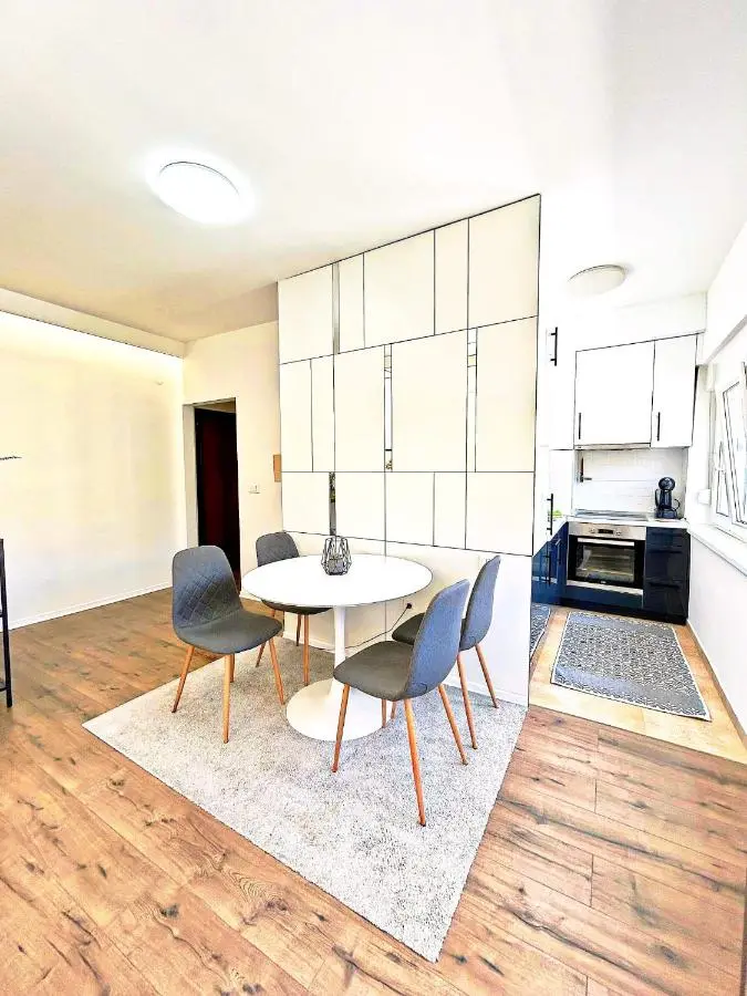 LuxApart Titova City Centar free garage