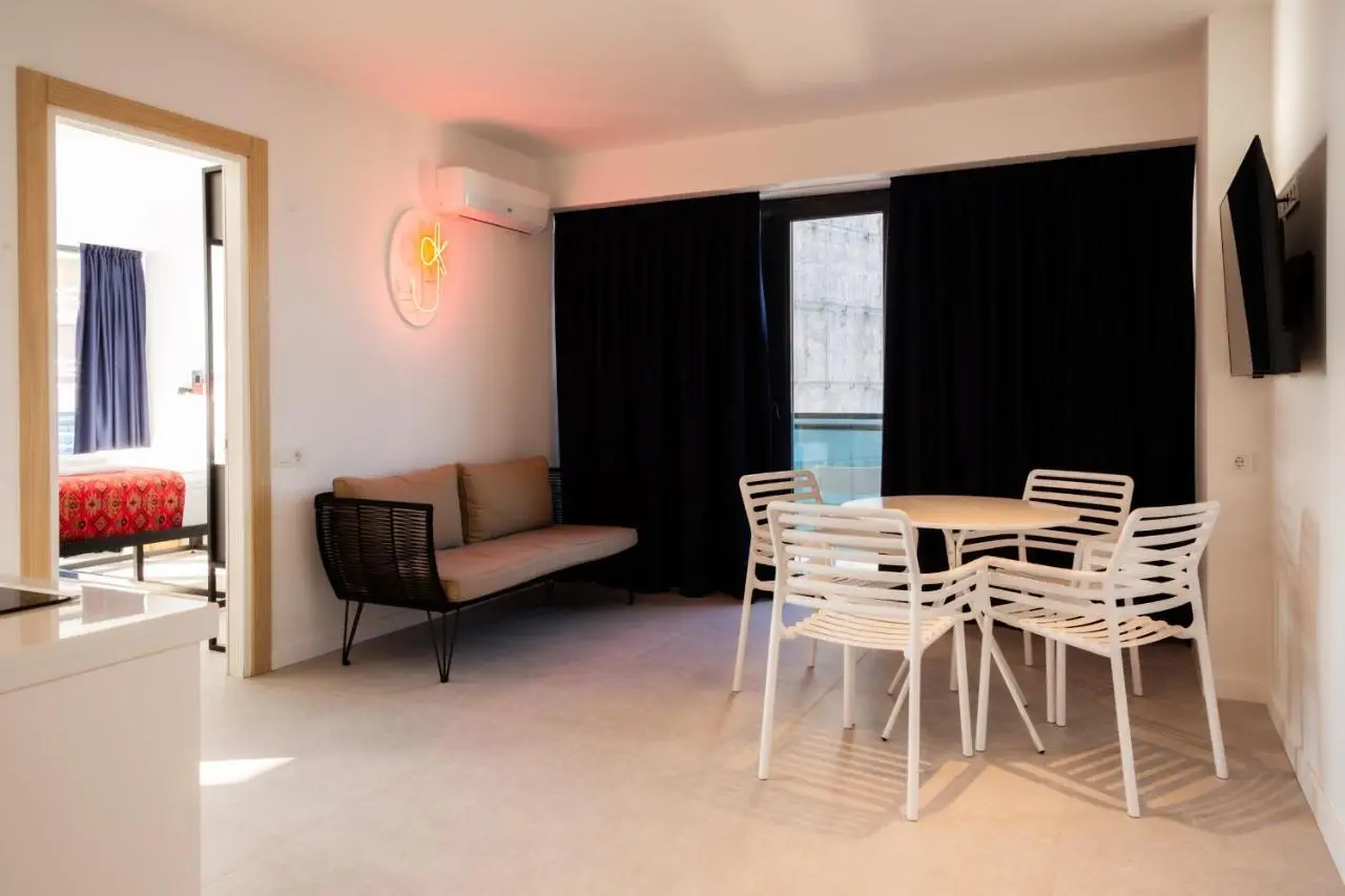 The SPOT apartments - Orbi Beach Tower