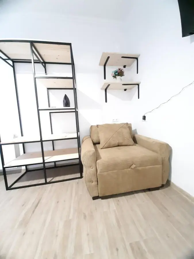 Style Apartment with Courtyard
