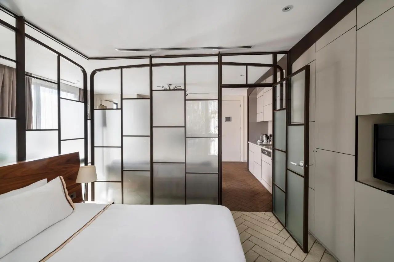Upsuites Hotel