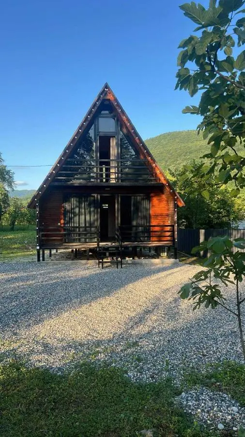 Tuta Cottage near Martvili Canyon