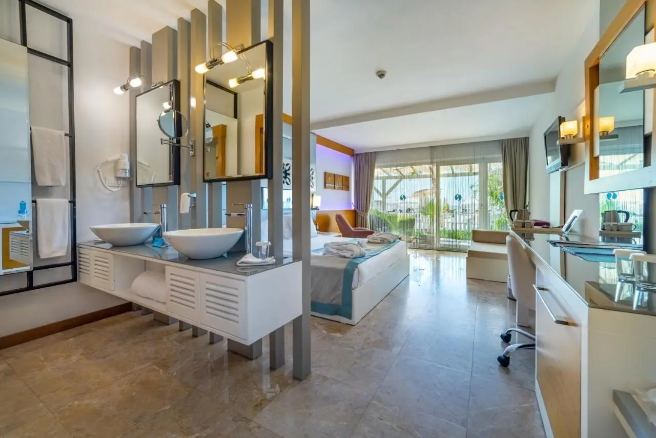 Flora Garden Beach Hotel - Adults Only 16 Plus - Couples Concept
