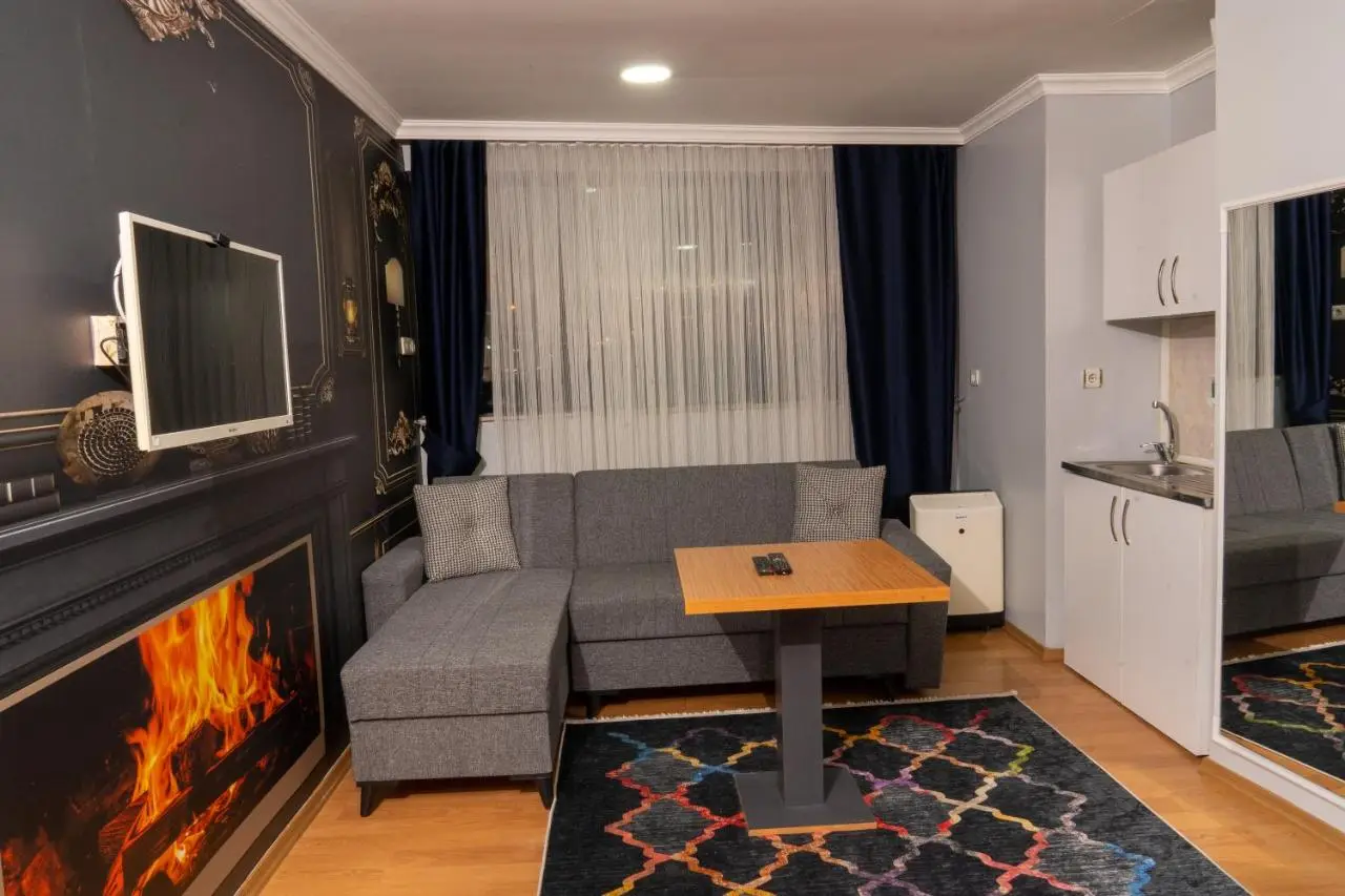 Heraldic Room Hotel