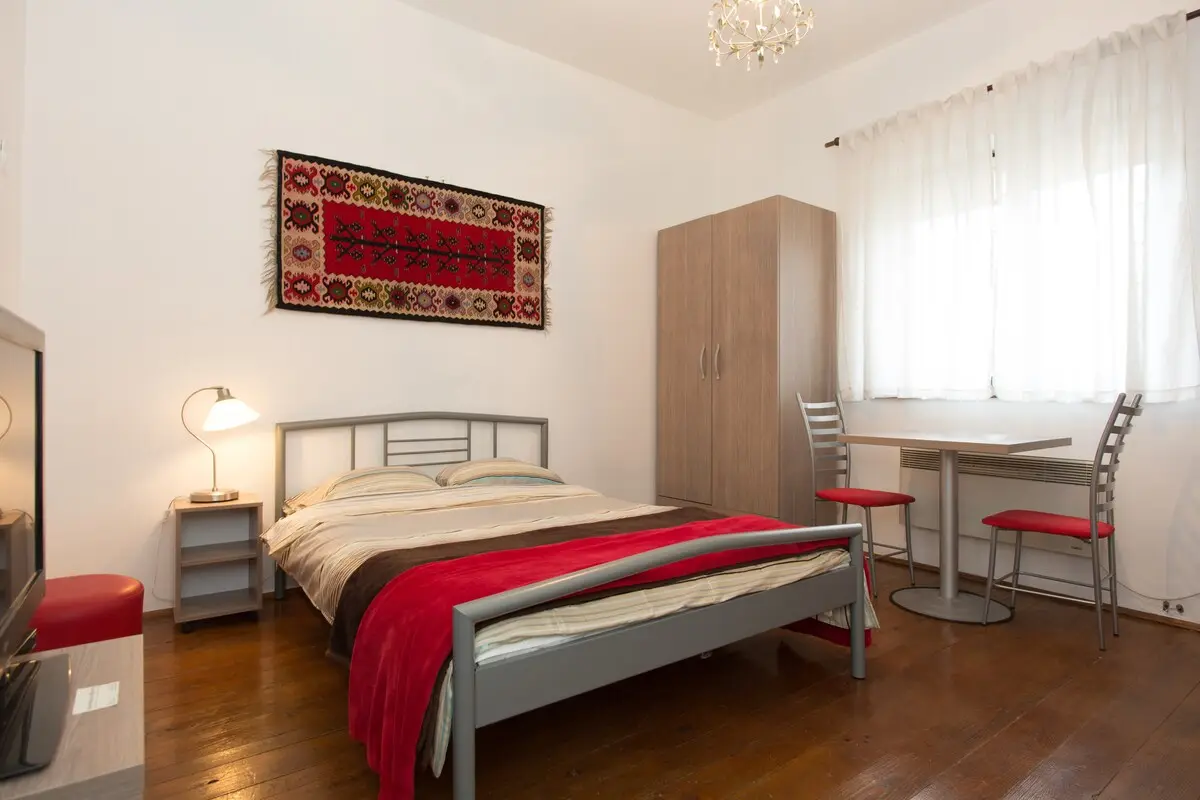Stylish Studio Apt Centre/Old Town