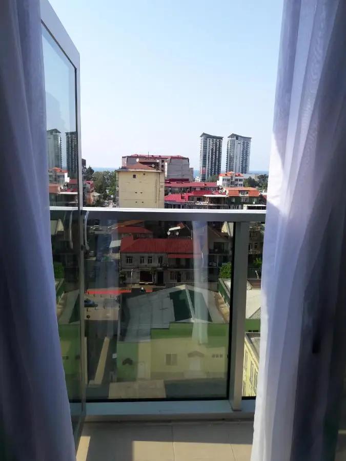 Hotel Green Glass