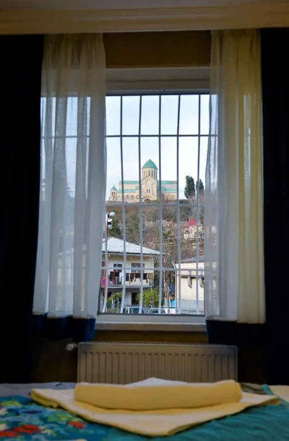 HOSTEL LOOK