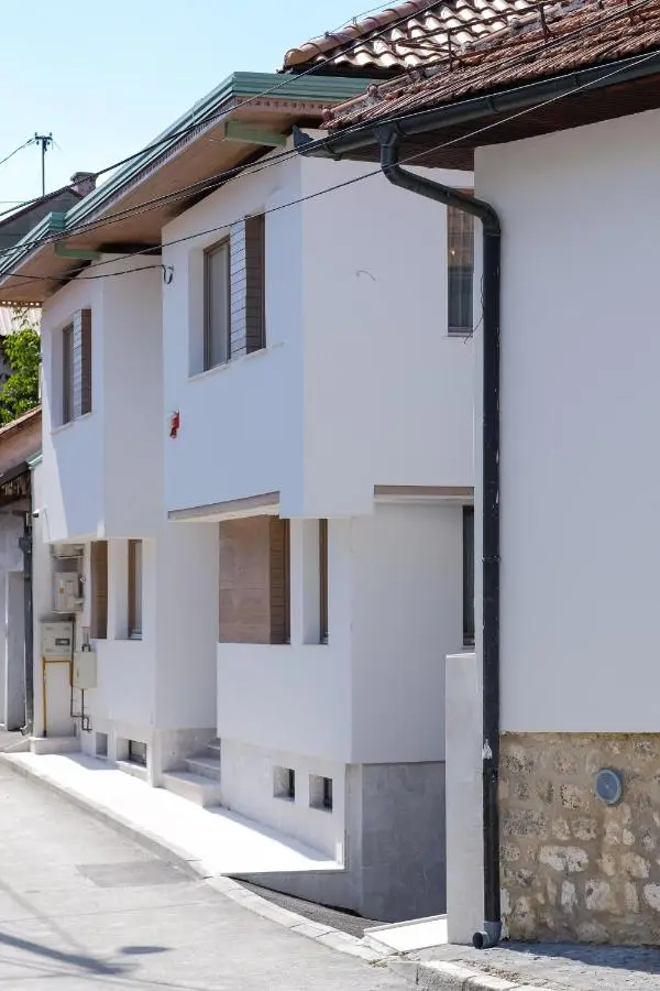 Mayisa Apartments
