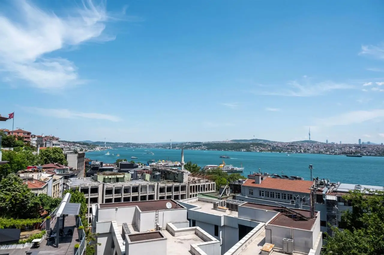 Stay Beyond the Bosphorus #6