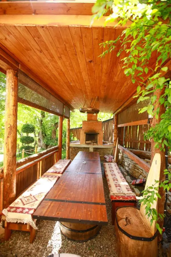 Villa Vejini