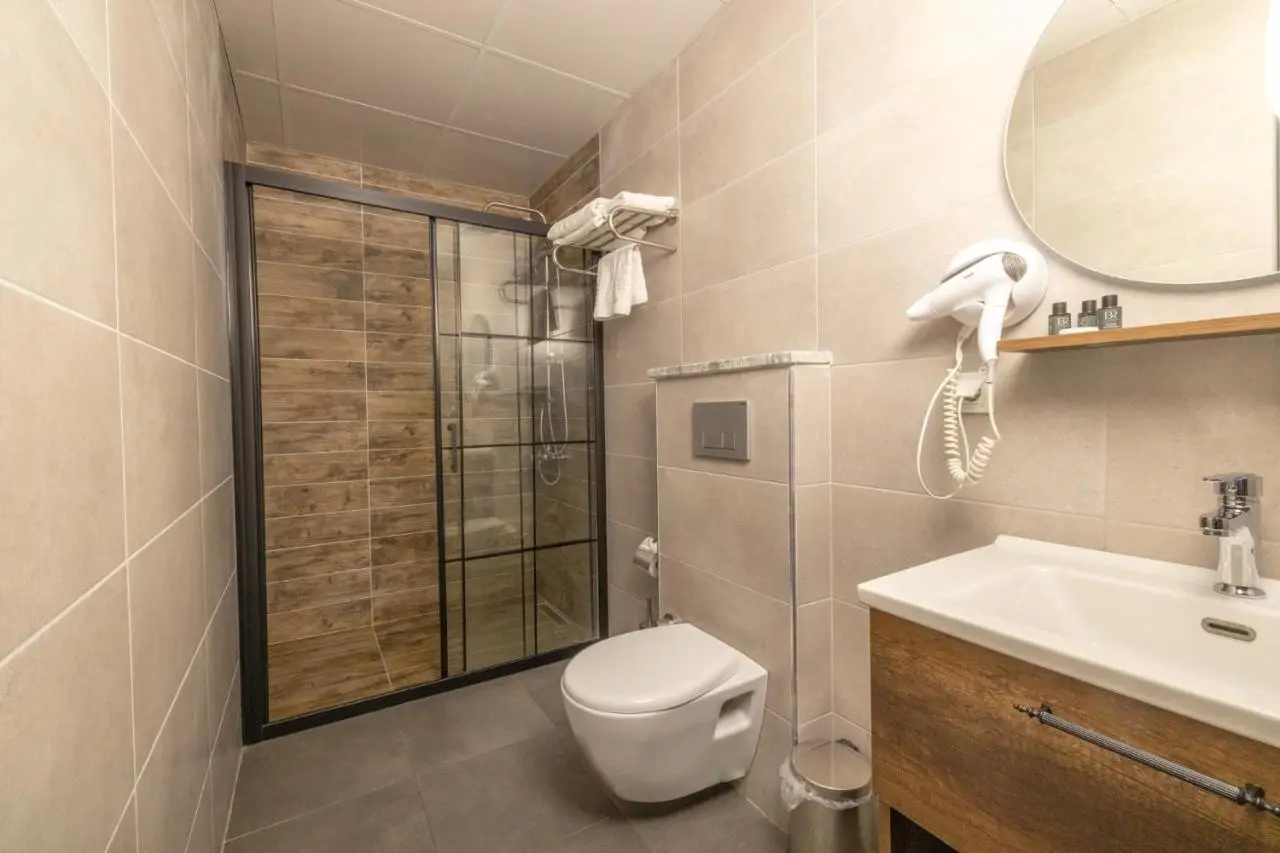 BRANDROOM HOTEL