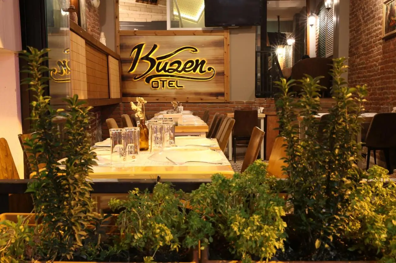 Kuzen Otel