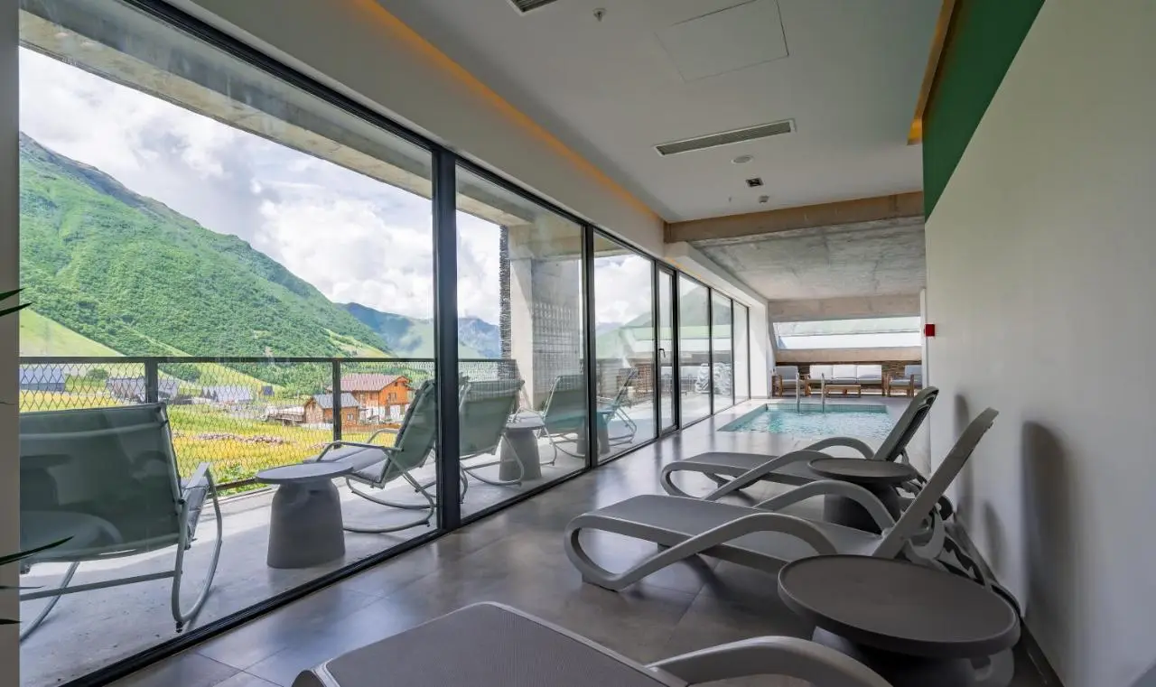 Step Inn - Kazbegi