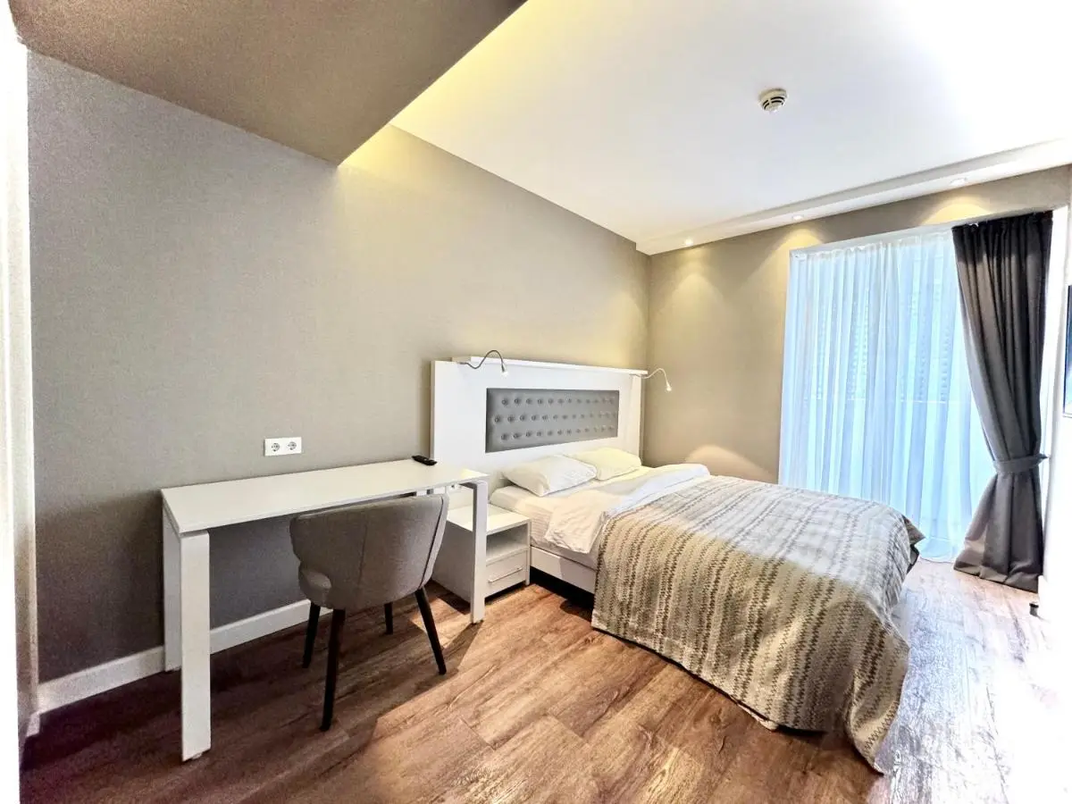 Sunshine Signature Apartments in Alliance Palace