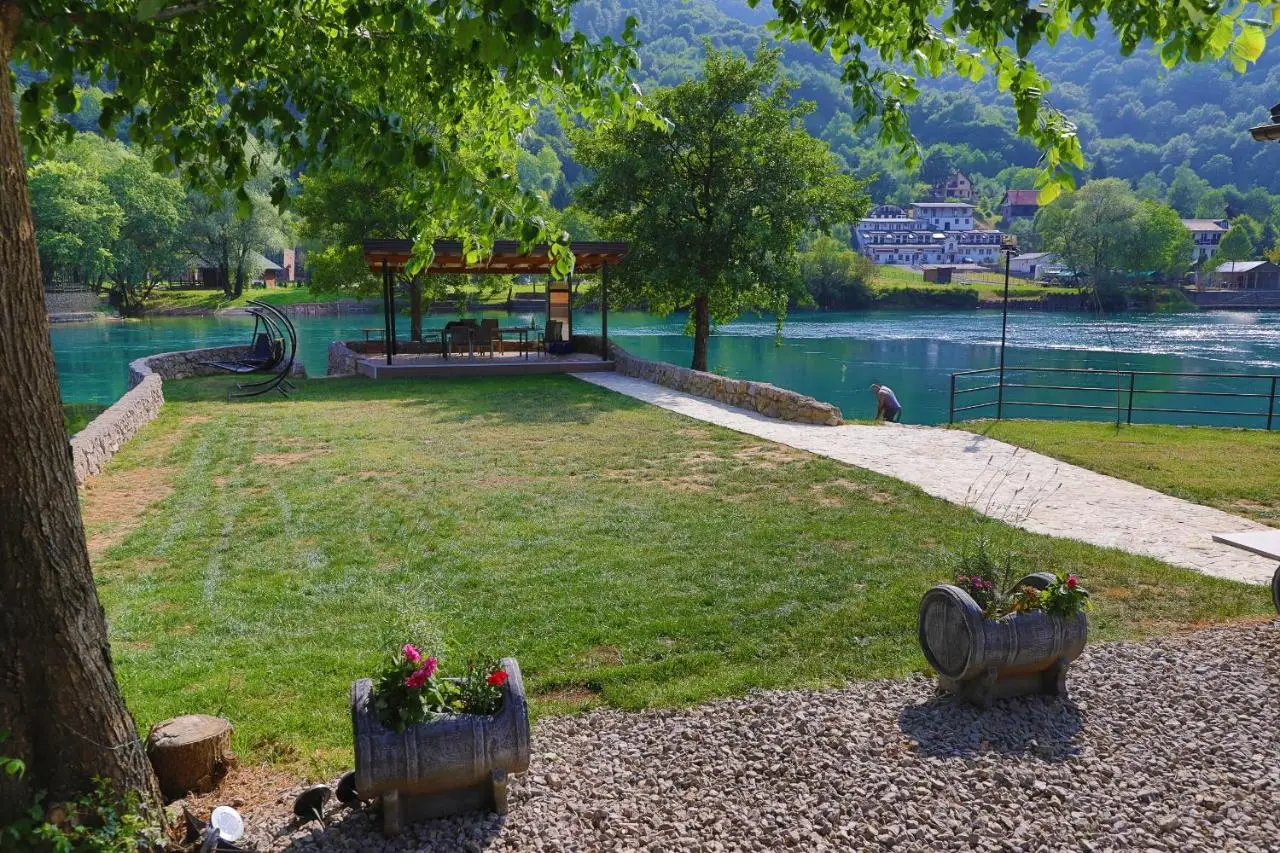 Holiday Homes Mujo Bejzin