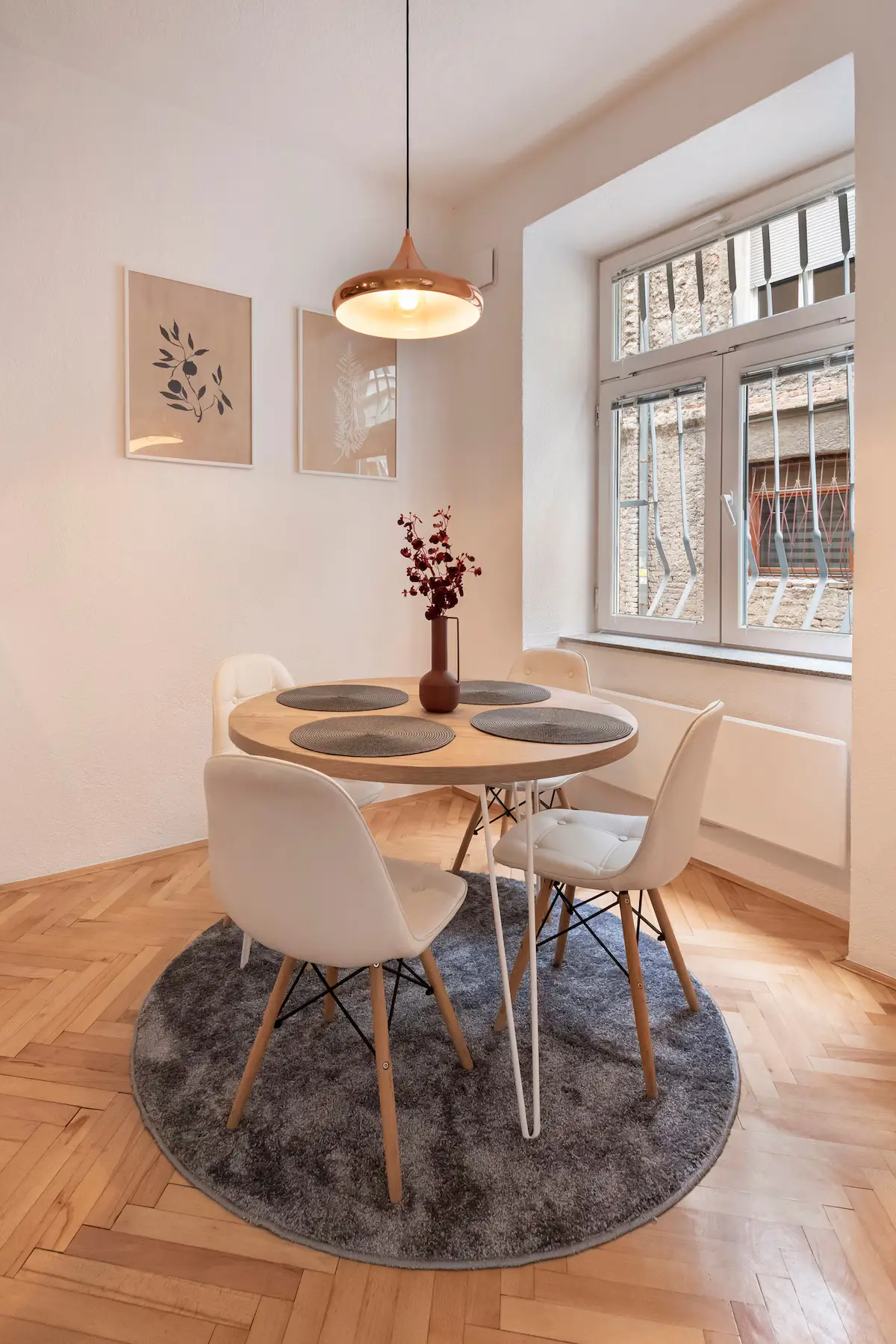 Cozy Modern Apartment in the City Center