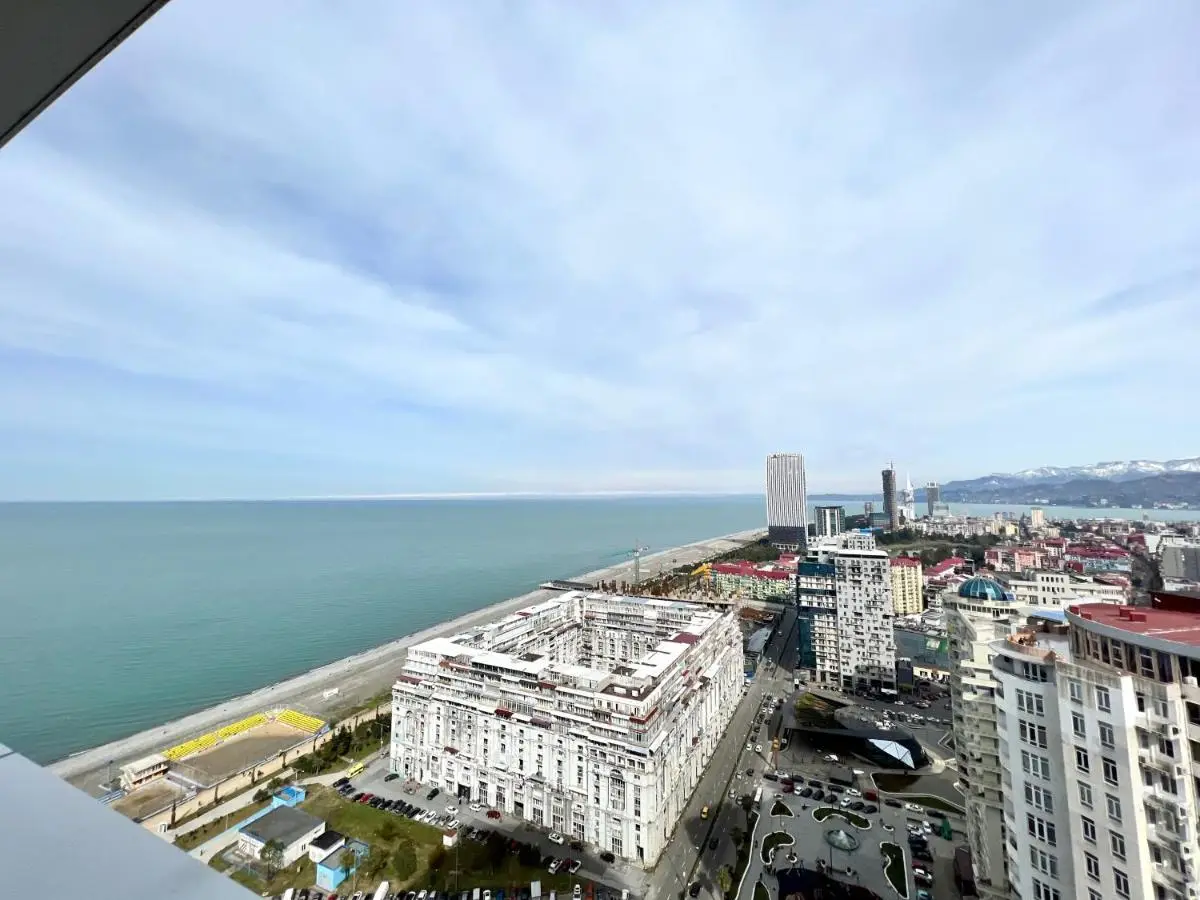 Sunshine Signature Apartments in Alliance Palace