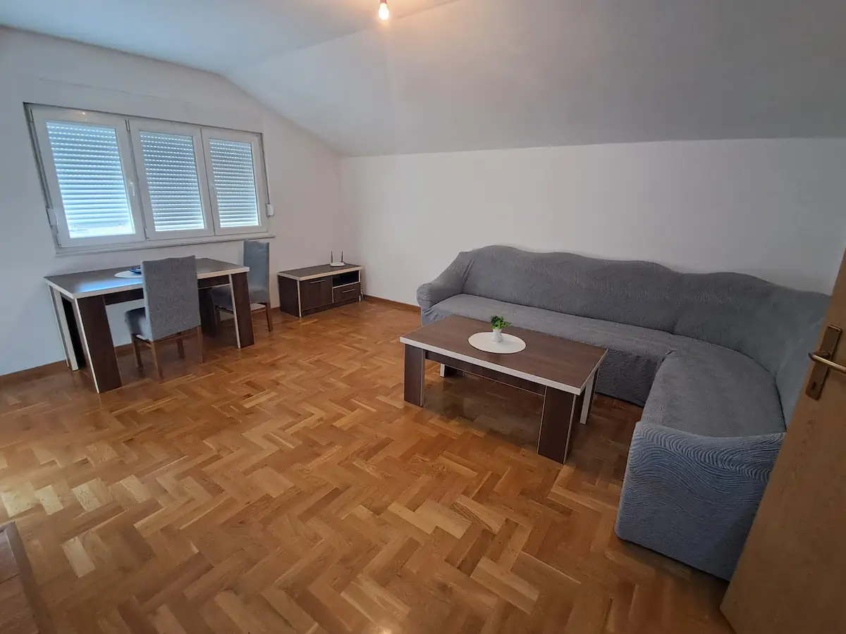 KARLO APARTMENT