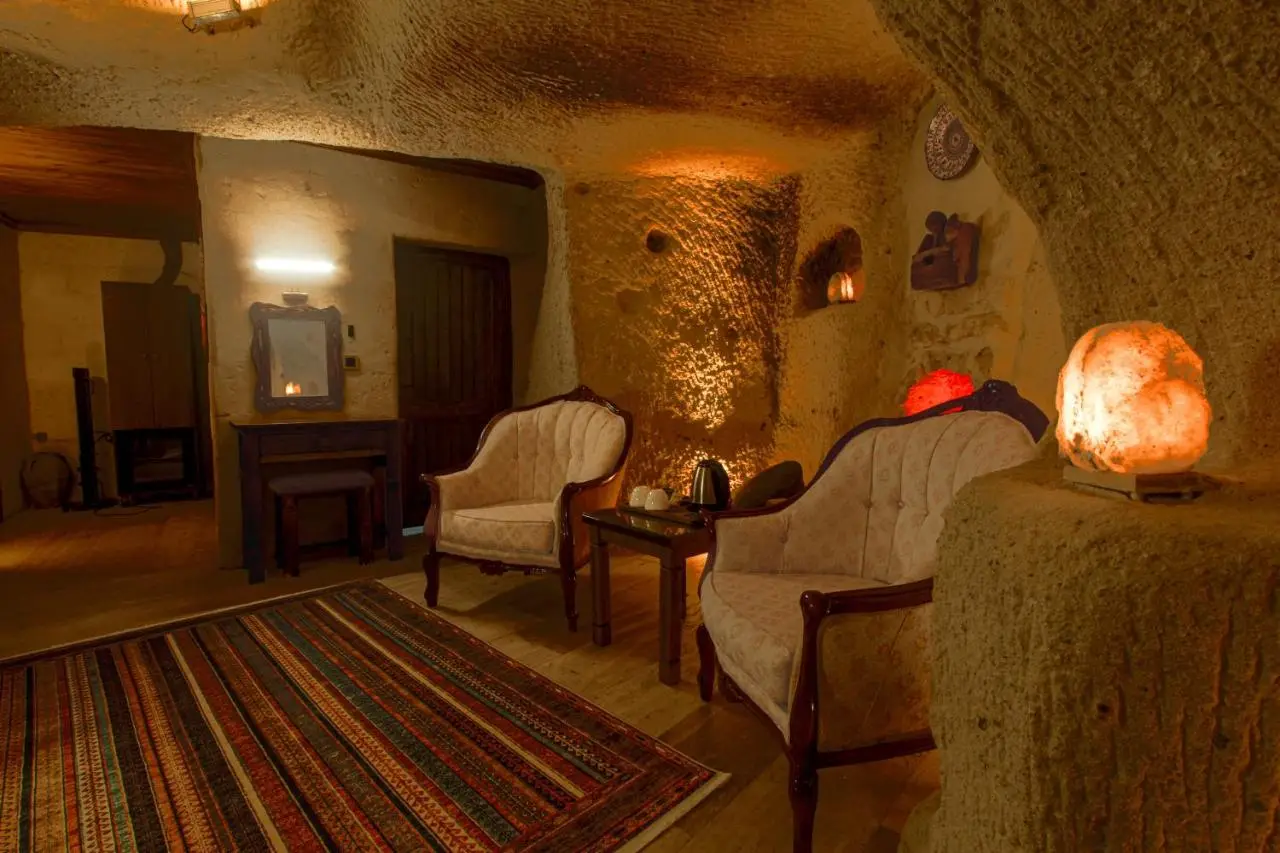 Babili Cappadocia Cave