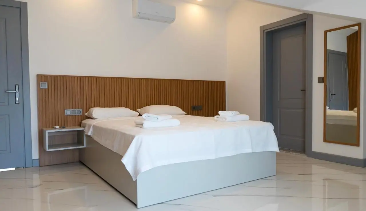 Vira Suites Hotel