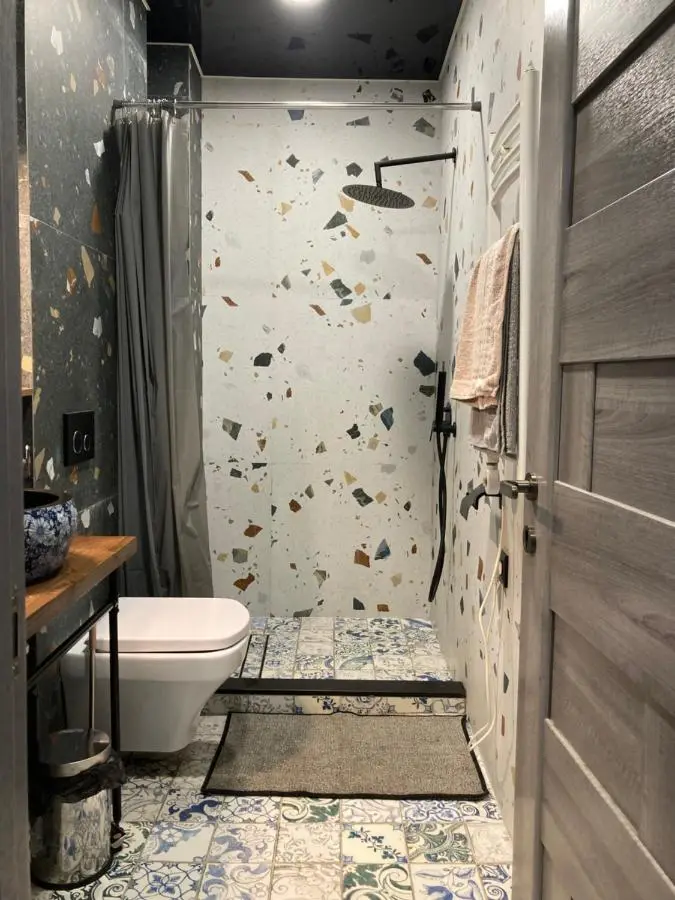 Barney's apartment
