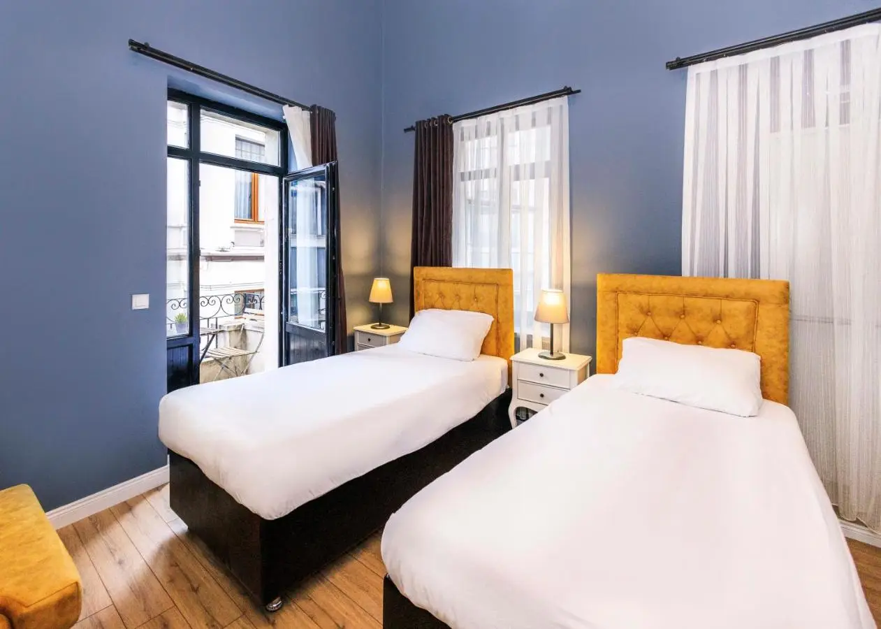 Selvese Suites, Serviced Living in Galata