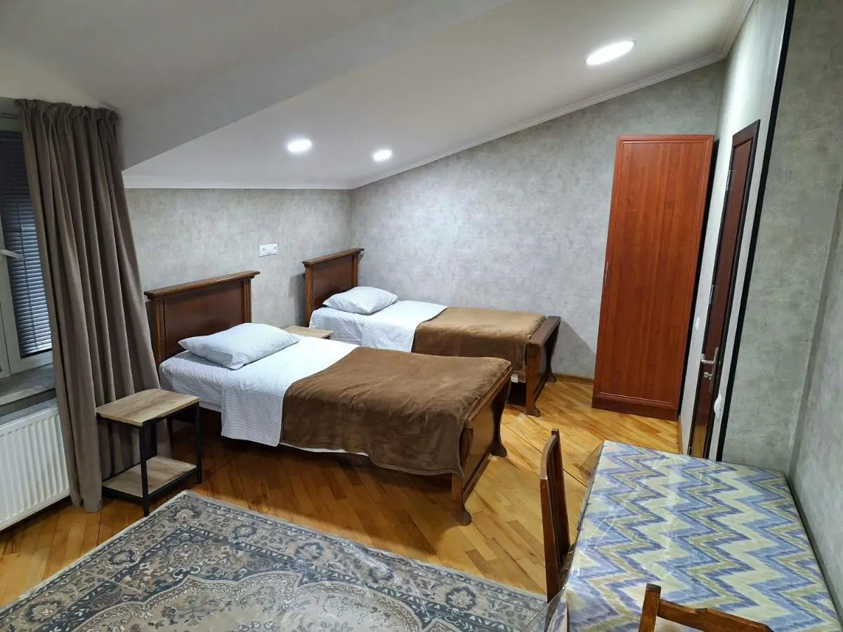 GUEST HOUSE 15A