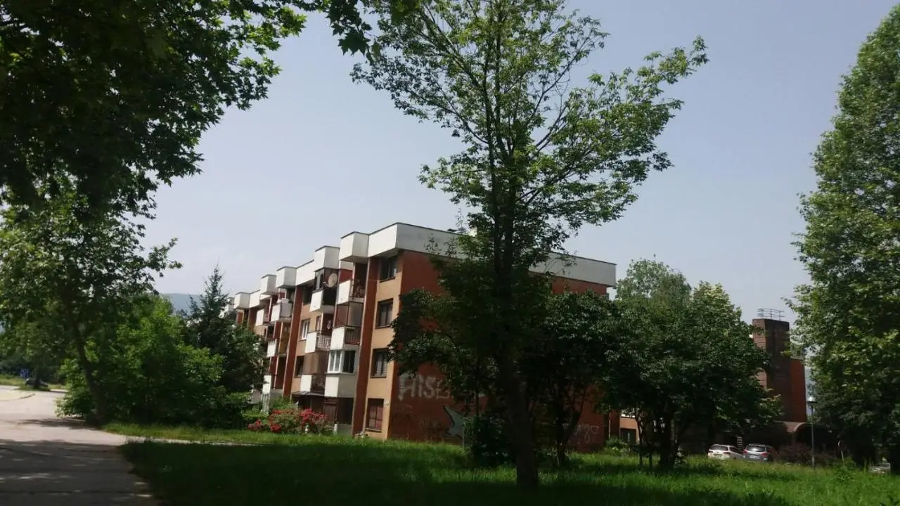 GALBY - Dobrinja - 1km from the airport