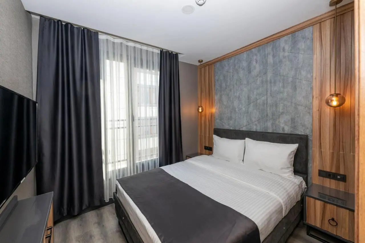 The Nirvanas Hotel