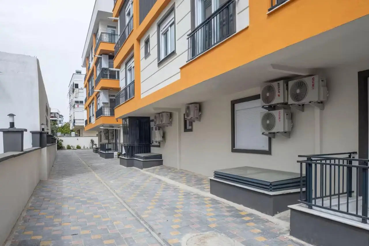 Gokmen Residences