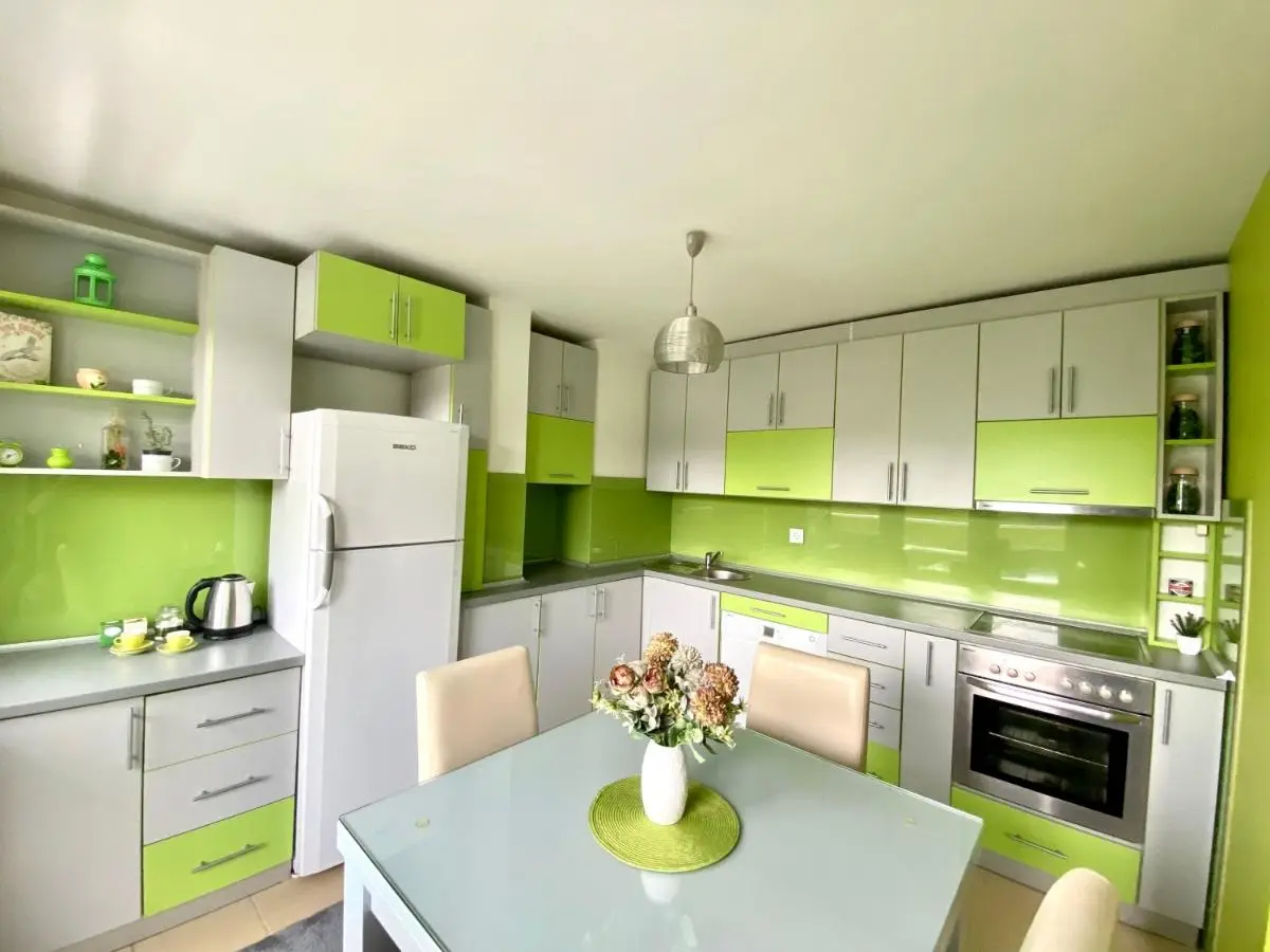 GREEN Apartment