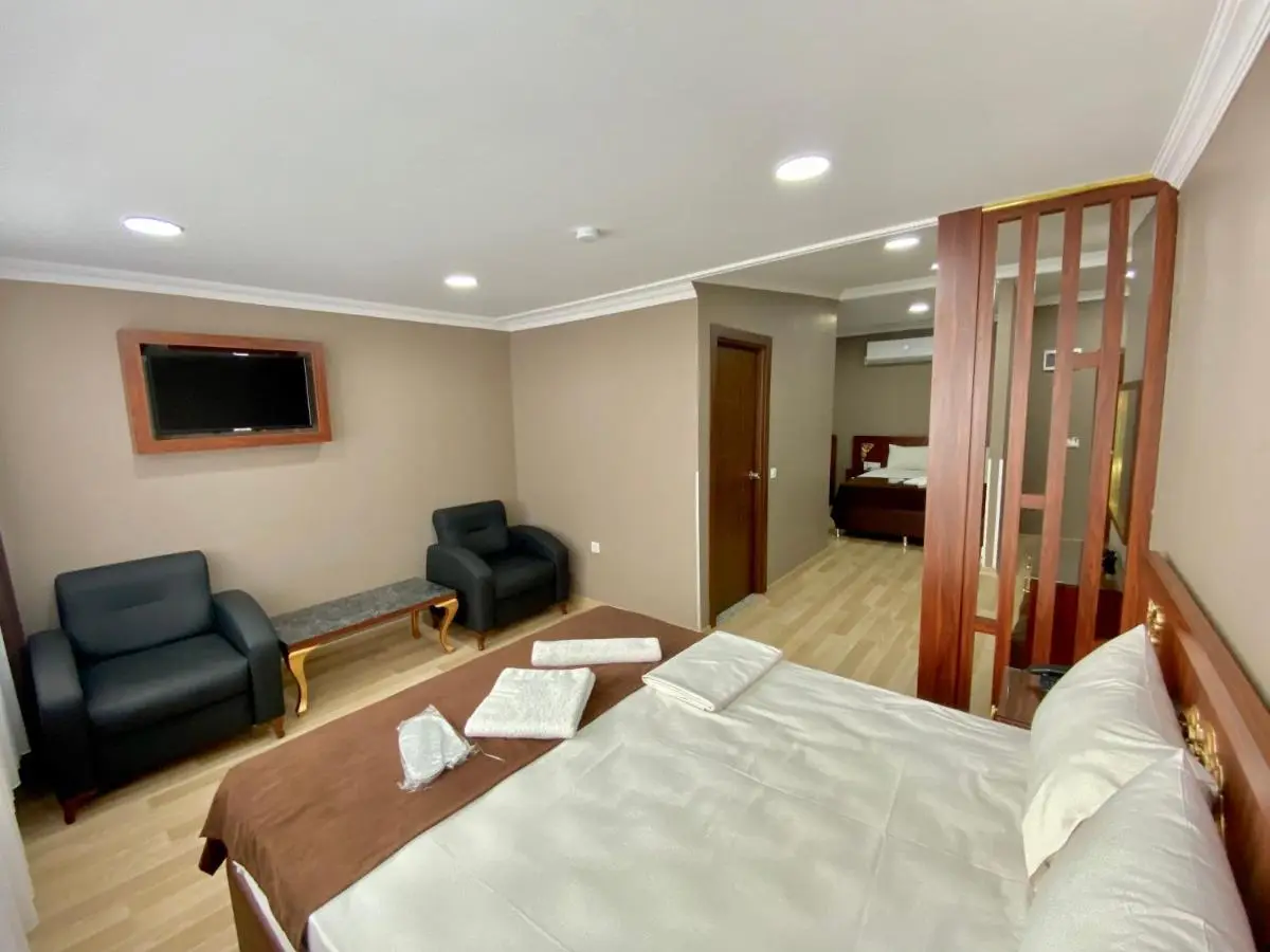 Grand Oral Hotel