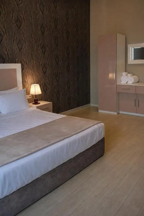 Diplomat Suites Hotel