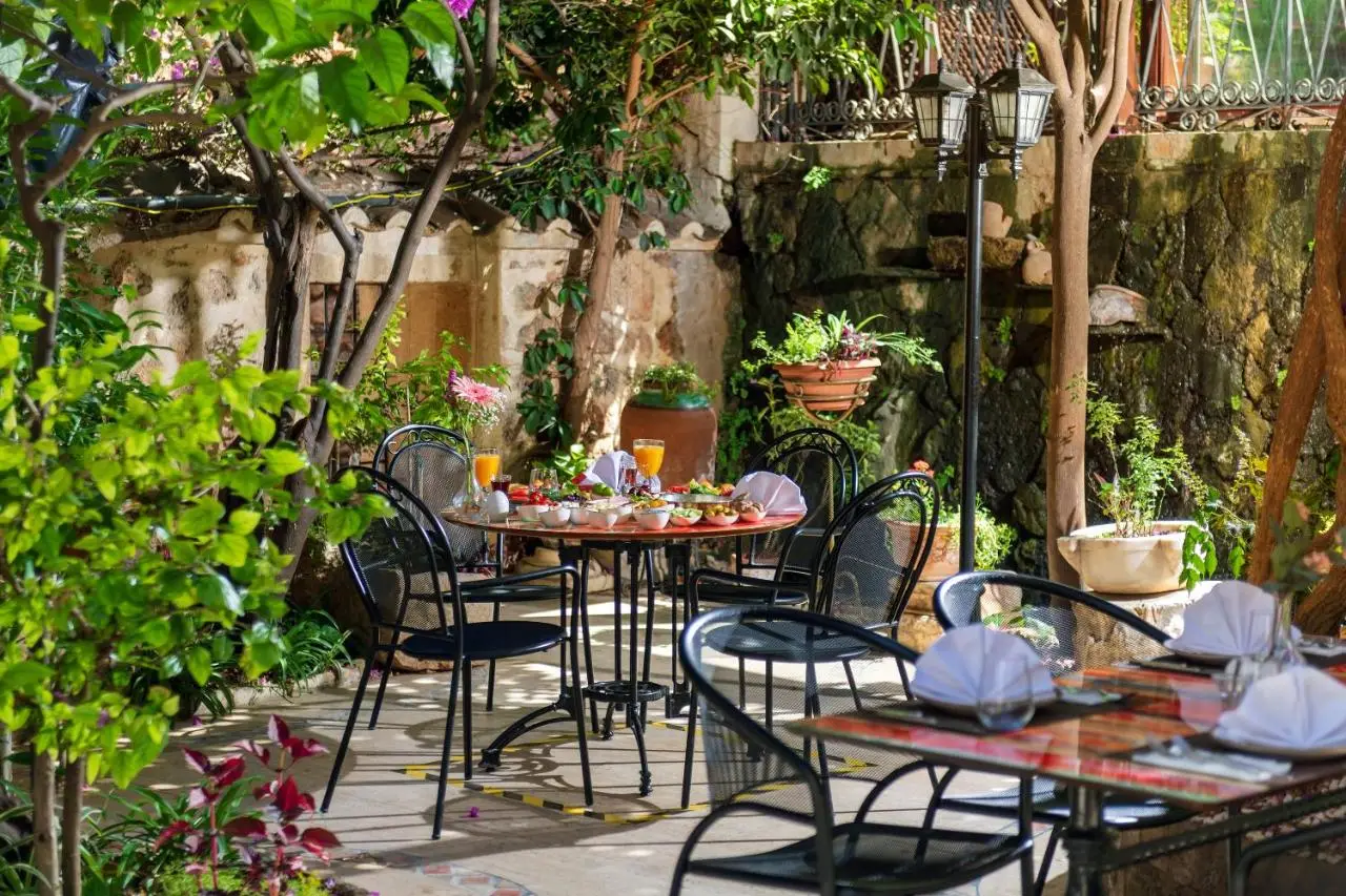 Dogan Hotel