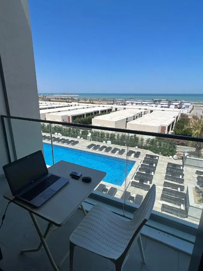 Sea Breeze Baku