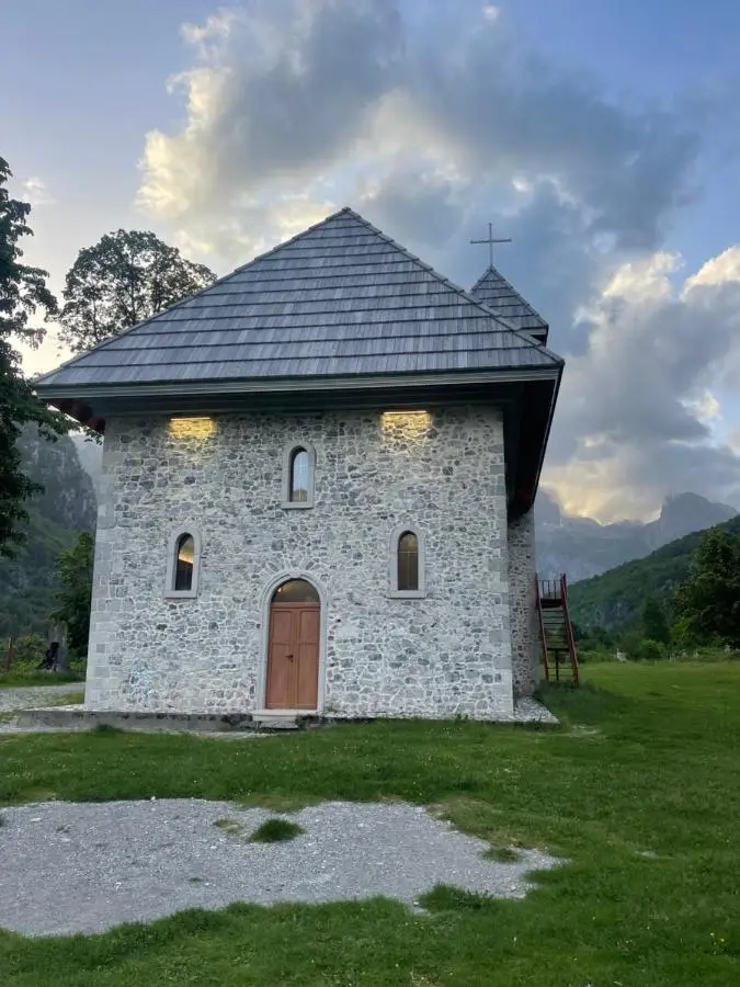 Thethi Mountain Villas