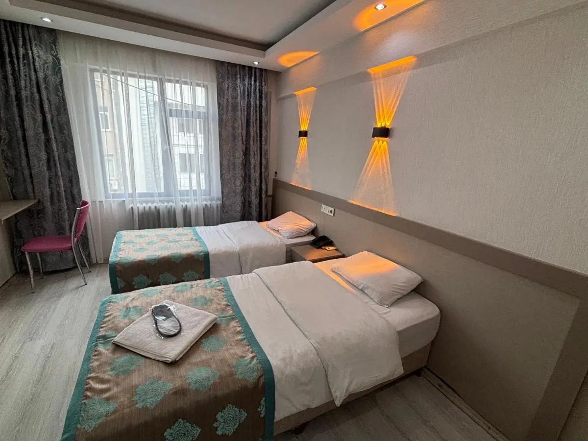 Fly Hotel