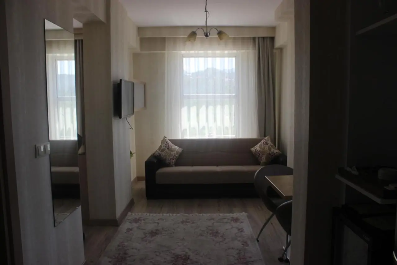 Bal Hotel
