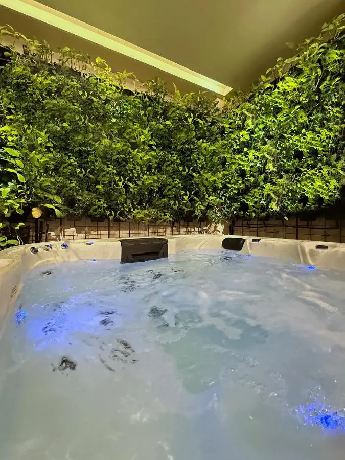 Design Hotel & Private Spa - Tbilisi Edition
