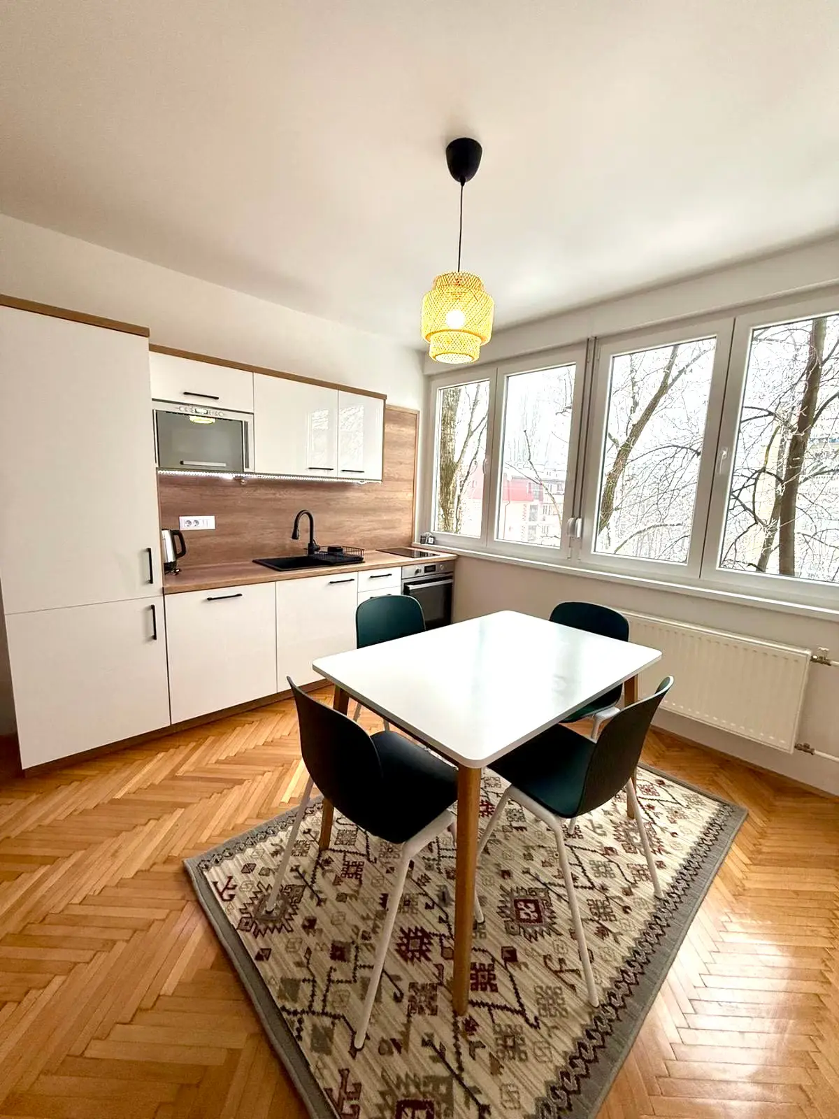NEW Modern Apartment near the Center
