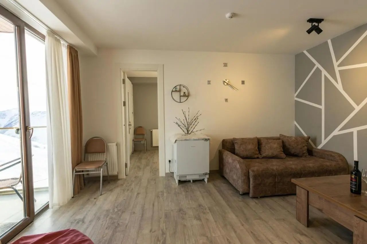 Double Rooms in New Gudauri, Loft 2, 247