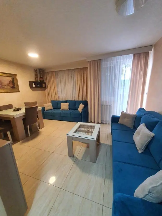 Apartman KRISTINA,Istocno Sarajevo,Vojvode Radomira Putnika 49D