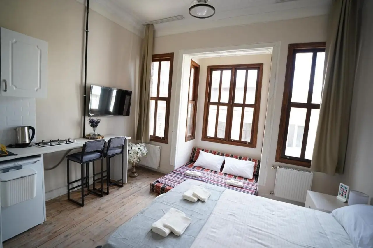 i1 Historic House Hotel with Gorgeous View