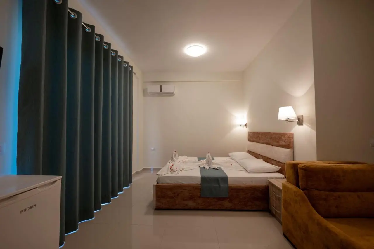 Golden Hotel