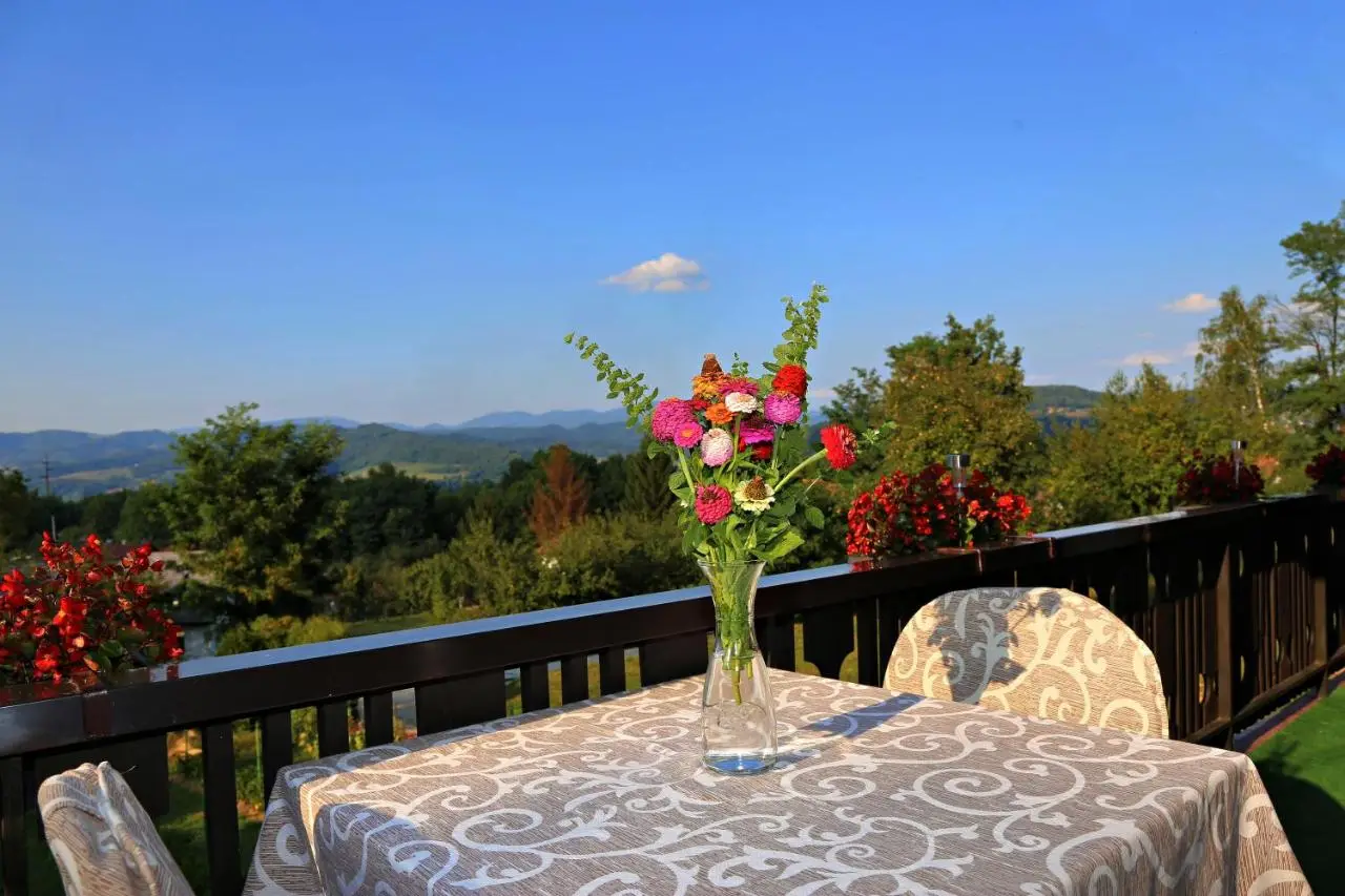 Merak Holiday Home