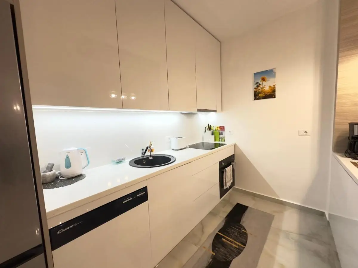 Sole Saranda Terraces Apt
